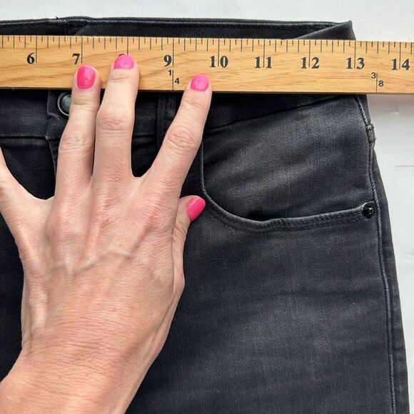 Good American Sz 4/27 Good Waist Crop Raw Step Hem High Rise Stretch Black Jean‎ - Picture 12 of 14